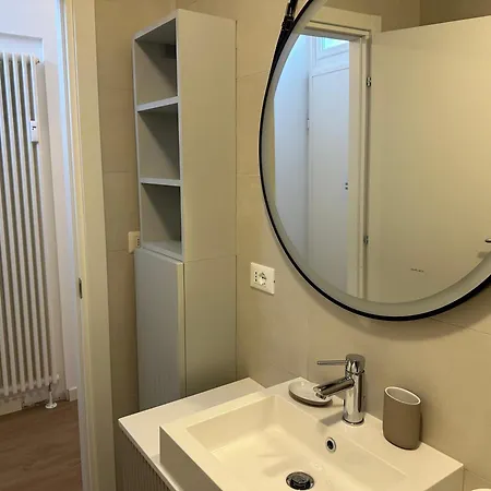 Modern Flat In Paolo Sarpi *