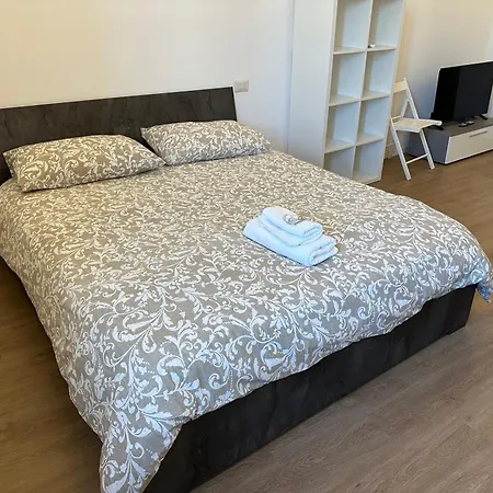 Modern Flat In Paolo Sarpi Appartement *