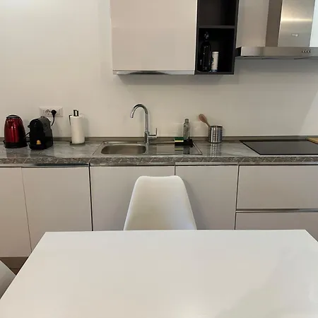 Modern Flat In Paolo Sarpi Appartement *